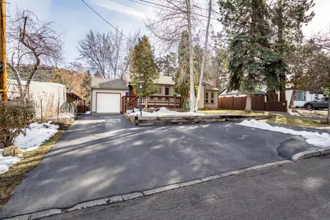 Exterior - 836 NE 9th St, Bend, OR 97701 photo 2 of 18