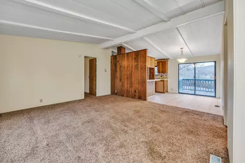 195 W Rolling Hills Dr, Eagle Point, OR 97524 photo 7