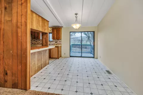 195 W Rolling Hills Dr, Eagle Point, OR 97524 photo 10
