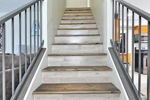 Entry Way - 224 Northview Dr, Eagle Point, OR 97524 photo 1 of 1