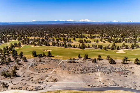 65777 Sanctuary Dr #LOT 279, Bend, OR 97701