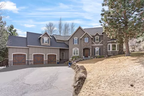 676 NW Powell Butte Loop, Bend, OR 97703