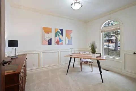 Dining - 676 NW Powell Butte Loop, Bend, OR 97703 photo 1 of 4