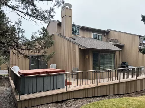 1971 Redtail Hawk Dr #RV26C, Redmond, OR 97756