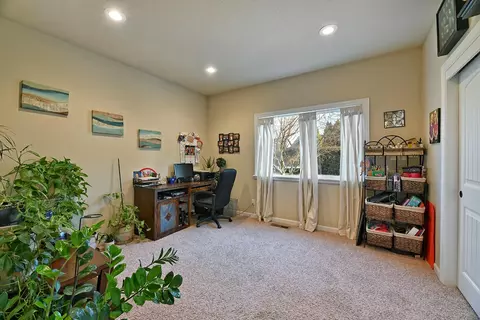 Other - 2000 Bluegrass Dr, Central Point, OR 97502 photo 2 of 5