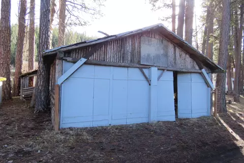 29918 N St, Klamath Falls, OR 97601