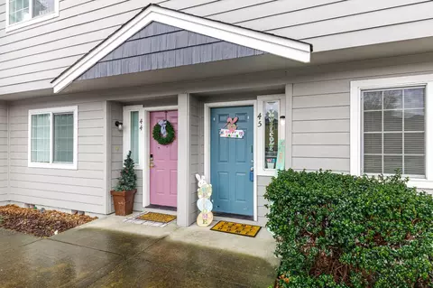 2030 Brookhurst St #45, Medford, OR 97504