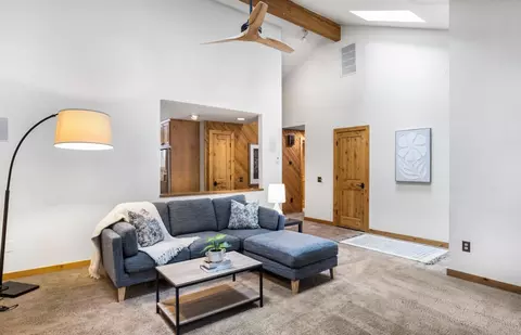 Living - 60962 Onyx St, Bend, OR 97702 photo 2 of 3