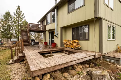Exterior - 20515 Bowery Ln, Bend, OR 97703 photo 6 of 12