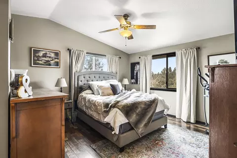 Bedroom - 20515 Bowery Ln, Bend, OR 97703 photo 4 of 5