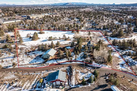 20515 Bowery Ln, Bend, OR 97703