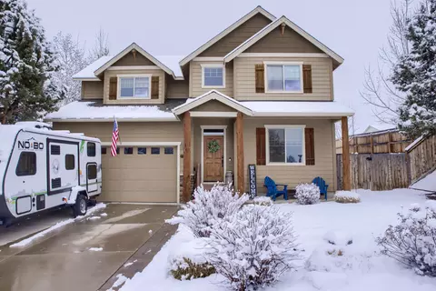 2096 SW 41st St, Redmond, OR 97756
