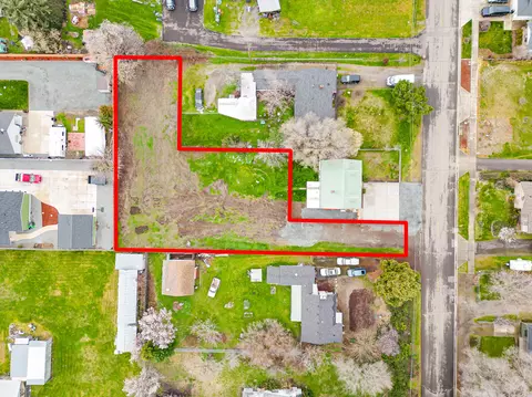 805 Marshall Ave, Medford, OR 97501