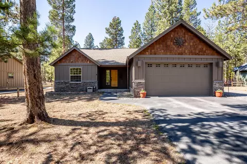 Exterior - 15322 Bear St, La Pine, OR 97739 photo 17 of 17