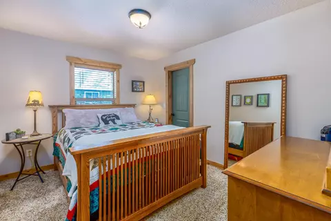 Bedroom - 15322 Bear St, La Pine, OR 97739 photo 3 of 8