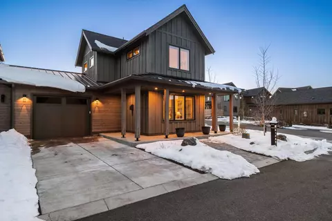 Exterior - 61295 Howe Way, Bend, OR 97702 photo 13 of 14