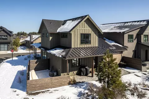Exterior - 61295 Howe Way, Bend, OR 97702 photo 11 of 14