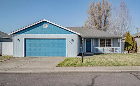 653 Andrea Way, Eagle Point, OR 97524
