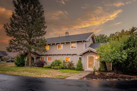 63381 Freedom Pl, Bend, OR 97701