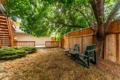 Exterior - 63381 Freedom Pl, Bend, OR 97701 photo 8 of 9