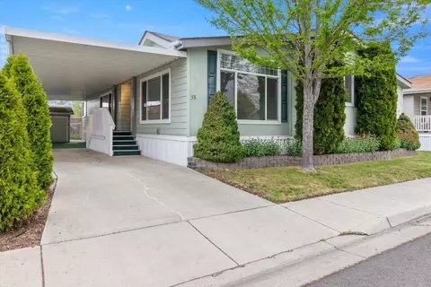 10 E South Stage Rd #SPC 93, Medford, OR 97501