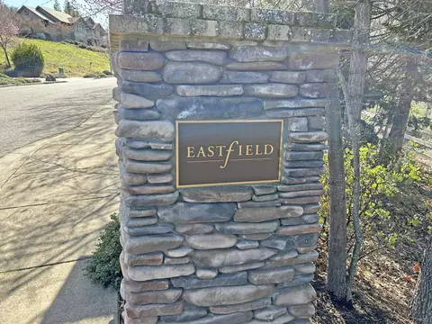 168 Sunnyview Dr, Ashland, OR 97520