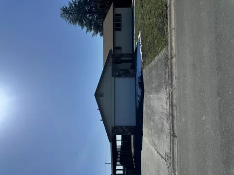 5082 Ankeny St, Klamath Falls, OR 97603