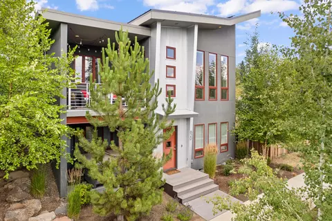 620 NW Portland Ave, Bend, OR 97703