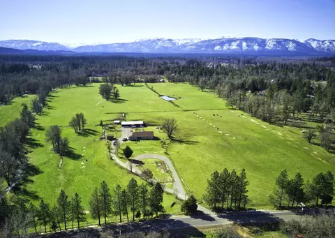 View/Area - 620 Dick George Rd, Cave Junction, OR 97523 photo 18 of 19