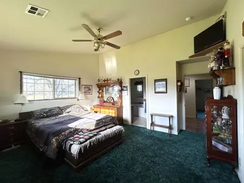 Bedroom - 620 Dick George Rd, Cave Junction, OR 97523 photo 7 of 7