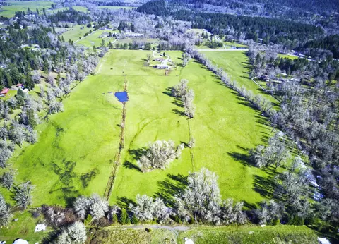 View/Area - 620 Dick George Rd, Cave Junction, OR 97523 photo 7 of 19
