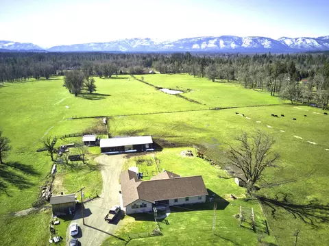 View/Area - 620 Dick George Rd, Cave Junction, OR 97523 photo 2 of 19