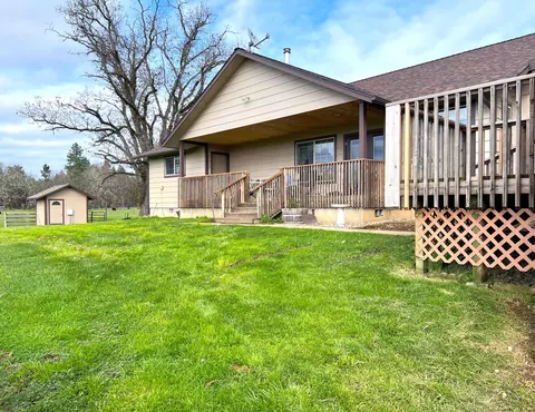 Exterior - 620 Dick George Rd, Cave Junction, OR 97523 photo 64 of 71