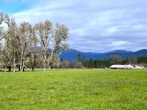 Exterior - 620 Dick George Rd, Cave Junction, OR 97523 photo 57 of 71