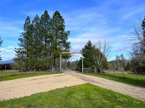 Exterior - 620 Dick George Rd, Cave Junction, OR 97523 photo 70 of 71