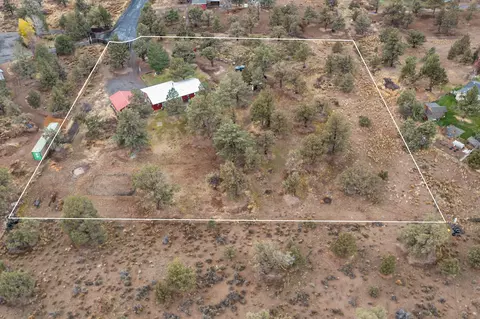 View/Area - 22988 Yucca Ct, Bend, OR 97701 photo 1 of 4