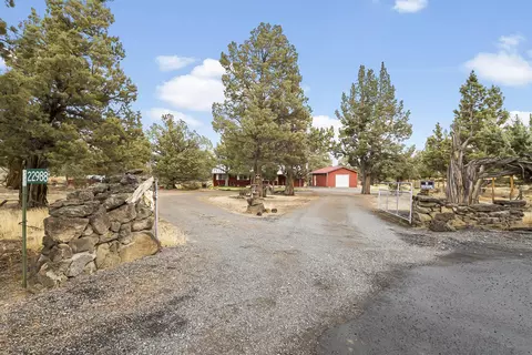 View/Area - 22988 Yucca Ct, Bend, OR 97701 photo 4 of 4