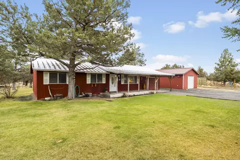 Exterior - 22988 Yucca Ct, Bend, OR 97701 photo 2 of 17