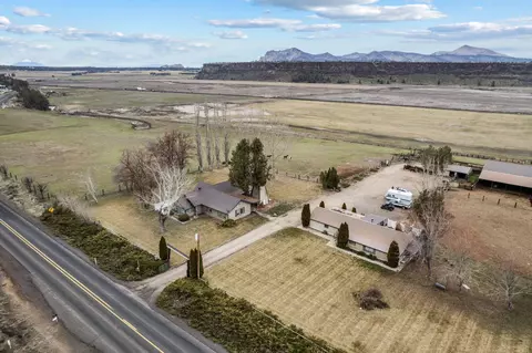 17325 NW Oneil Hwy, Redmond, OR 97756