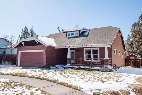 3051 NE Weeping Willow Dr, Bend, OR 97701