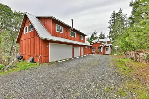 2734 Waters Gulch Rd, Jacksonville, OR 97530