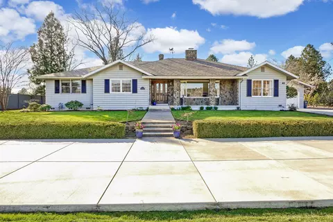 40 S Foothill Rd, Medford, OR 97504