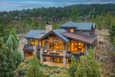 1572 NW Wild Rye Cir, Bend, OR 97703