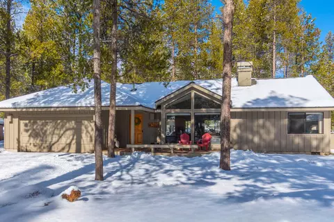 57291 Stag Ln, Sunriver, OR 97707