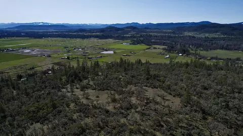 Hammel Road, Eagle Point, OR 97524 photo 9