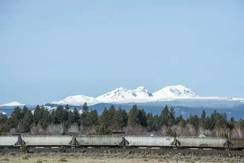 View/Area - 61193 Ridgewater Loop, Bend, OR 97702 photo 2 of 6