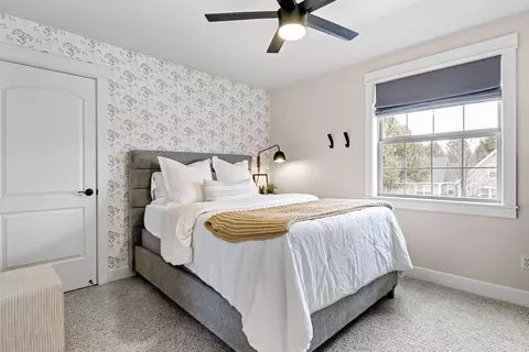 Bedroom - 61193 Ridgewater Loop, Bend, OR 97702 photo 4 of 5