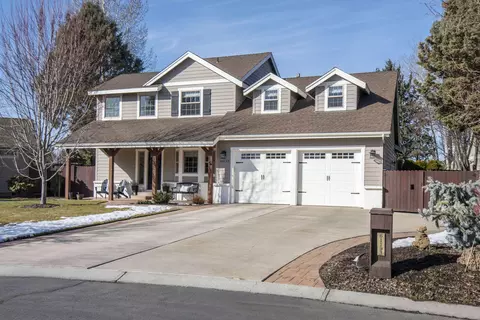 Exterior - 61193 Ridgewater Loop, Bend, OR 97702 photo 2 of 9