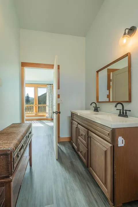 Bath - 2856 Humbug Creek Rd, Applegate, OR 97530 photo 1 of 3