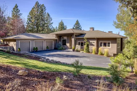 1703 NW Remarkable Dr, Bend, OR 97703